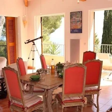 House Exceptionnel